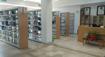 اهدای کتاب به مدارس چهارباغ